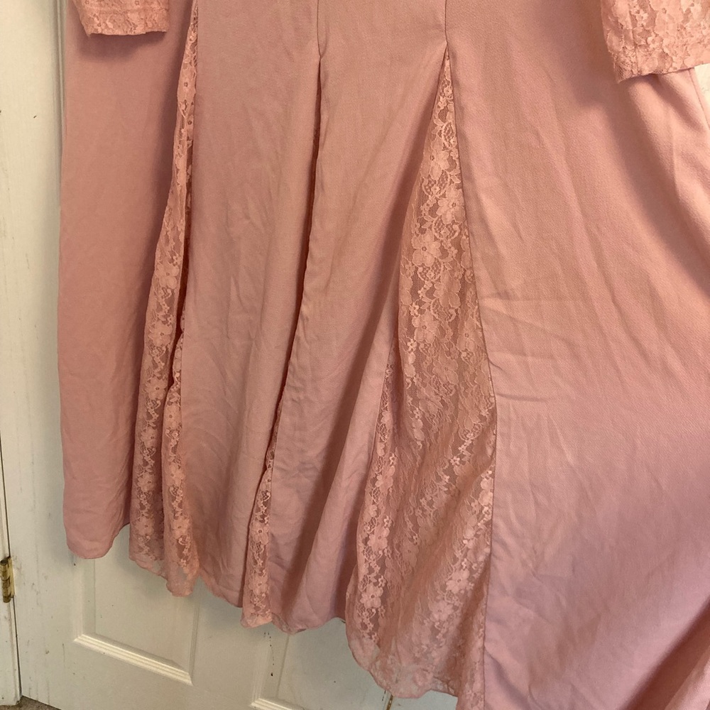 Dress - Picture 4 of 4